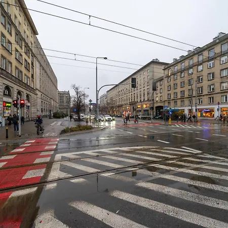 Centre Apartment- Location, Park&metro - By Rentujemy *