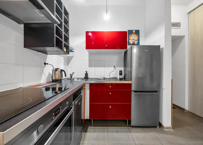 Apartment Centre Apartment- Location, Park&metro - By Rentujemy