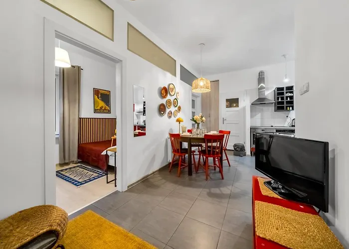 Apartment Centre Apartment- Location, Park&metro - By Rentujemy *