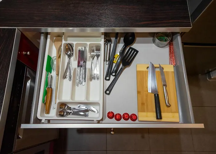 Centre Apartment- Location, Park&metro - By Rentujemy *