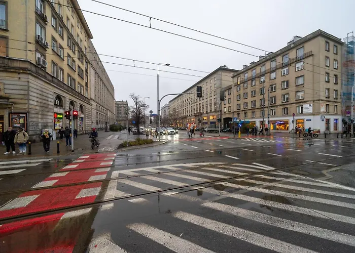 Centre Apartment- Location, Park&metro - By Rentujemy *