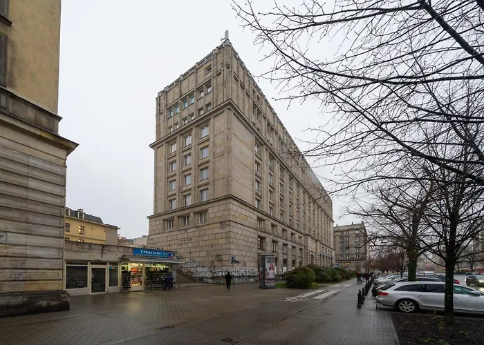 Centre Apartment- Location, Park&metro - By Rentujemy Apartment *