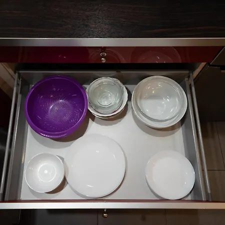 Centre Apartment- Location, Park&metro - By Rentujemy